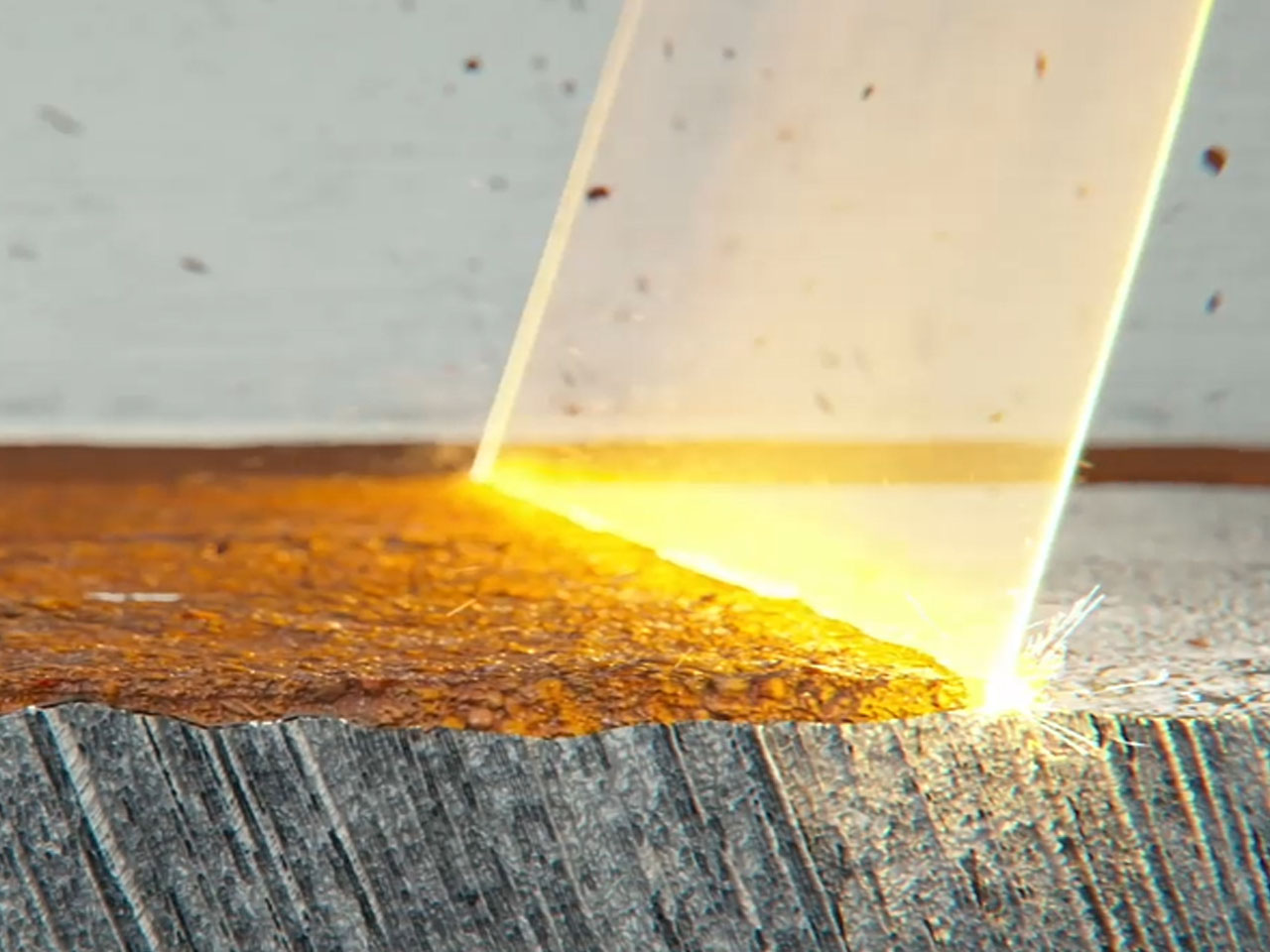 • Обзорный фильм о современных методах антикоррозионной обработки автомобилей.